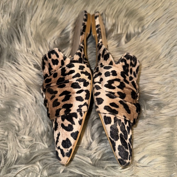 EUC Aldo Leopard Print Knotted Pointed Toe Mule Flats Size 8.5 - Picture 4 of 11